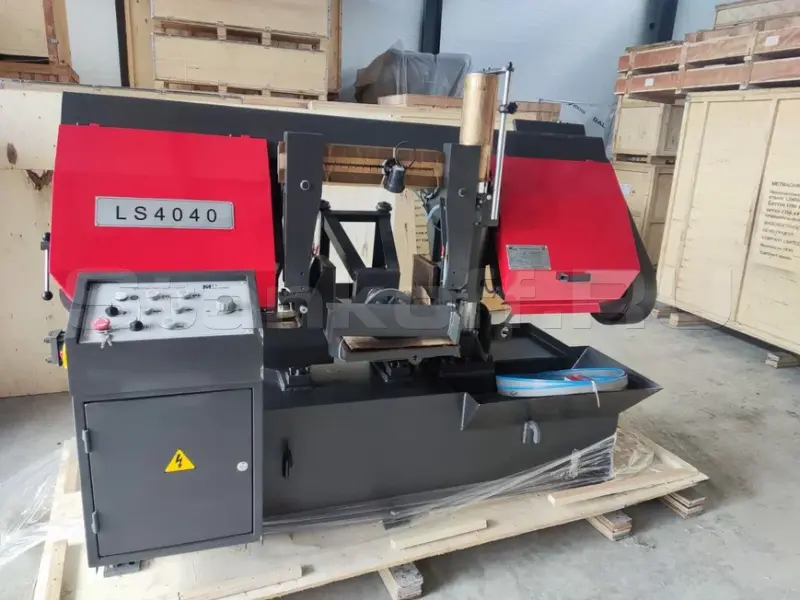 Полуавтоматический ленточнопильный станок MetMachine LS4040