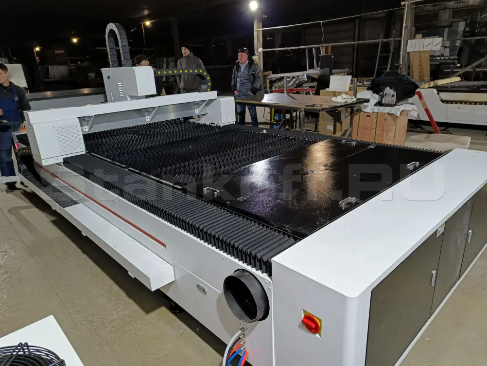 Пусконаладка оптоволоконного лазерного станка по металлу XTC-1530H/1500 Raycus в Йошкар-Оле (Декабрь 2022)