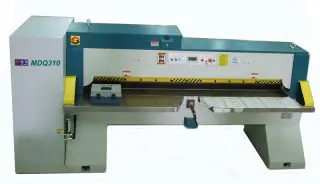 Гидравлическая гильотина для резки шпона MDQ310 — фото 1