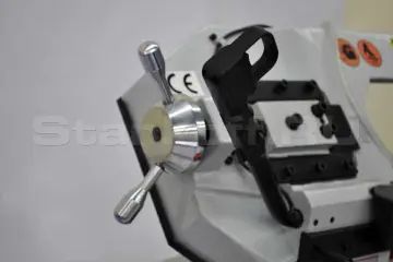Ручная ленточная пила по металлу BS-260G