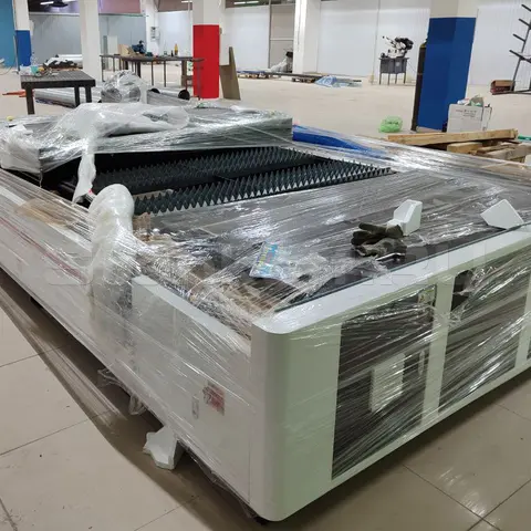Пусконаладка оптоволоконного лазерного станка для резки листов и труб XTC-1530HT/3000 Raycus в Самаре