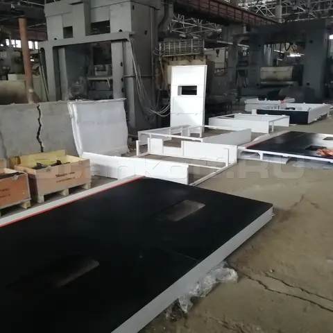Пусконаладка оптоволоконного лазерного станка с защитной кабиной XTC-2560GP/12000 Raycus в Армении