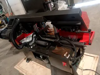 Полуавтоматический ленточнопильный станок MetMachine LS2226 — фото 2