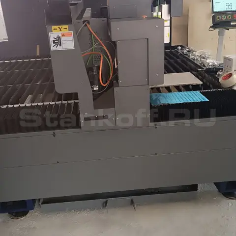 Пусконаладка оптоволоконного лазерного станка по металлу STL-1530FP/3000 Raycus и листогибочного 2-осевого гидравлического пресса HBM 125/2500С TP10S в Туле