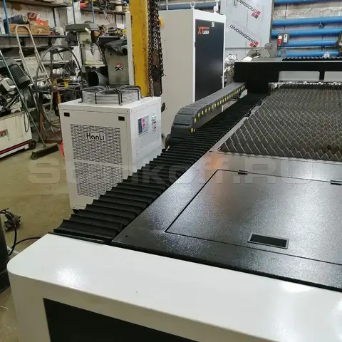 Поставка и пусконаладка оптоволоконного лазера для резки металла XTC-1530W/2000 Raycus в Ангарске
