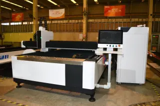 Установка волоконной лазерной резки листового металла и труб XTC-1530WT/1000 Raycus — фото 8