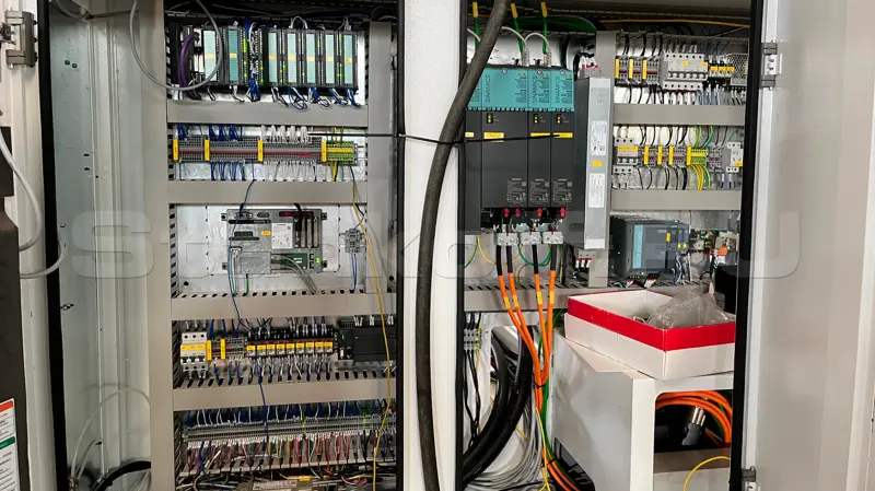 Оптоволоконный лазерный станок HGTECH WALС-2535QP/20000 Raycus