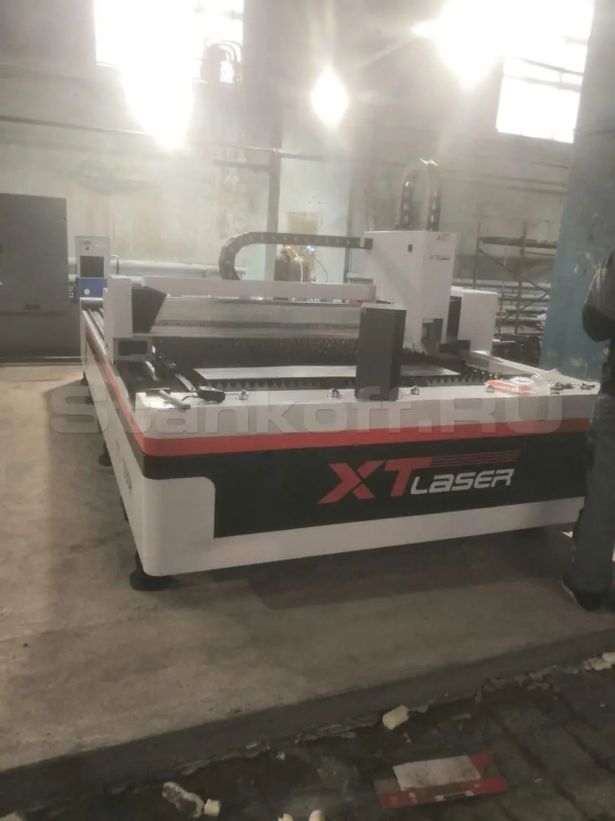 Оптоволоконный станок XTC-1530H/2000 Raycus