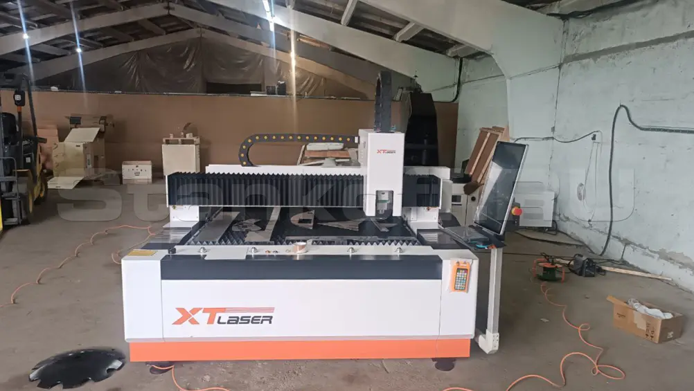 Оптоволоконный станок для резки металла XTC-1530H/3000 Raycus