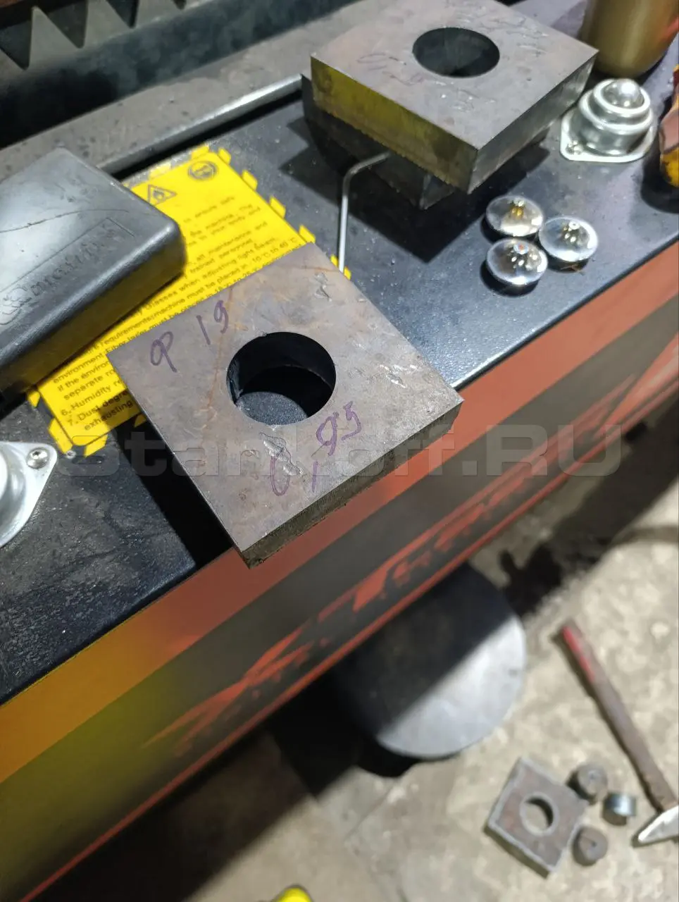 Пусконаладка оптоволоконного станка для резки металла XTC-1530W/6000 Raycus в Калуге