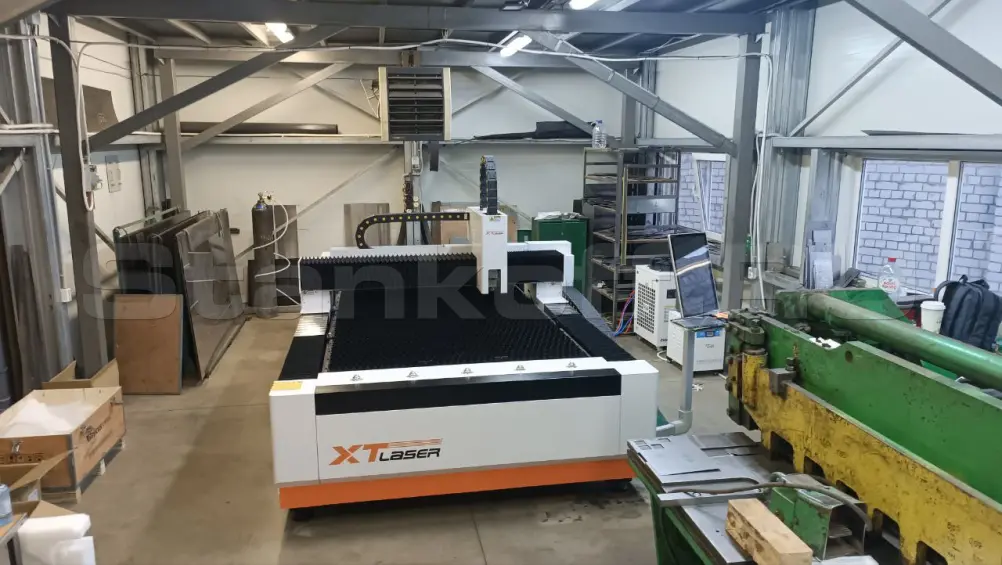 Оптоволоконный станок для резки металла XTC-1530H/2000 Raycus