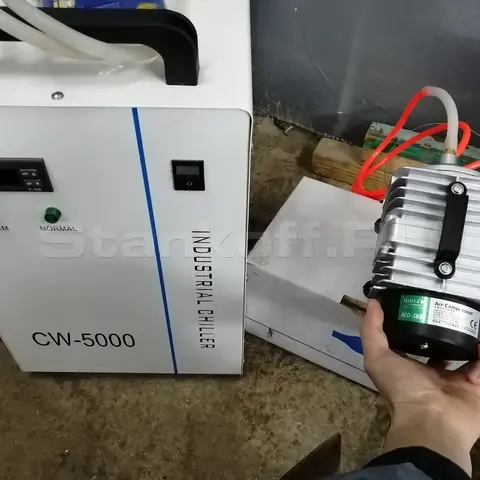 Водяной чиллер CW-5000 и воздушный компрессор