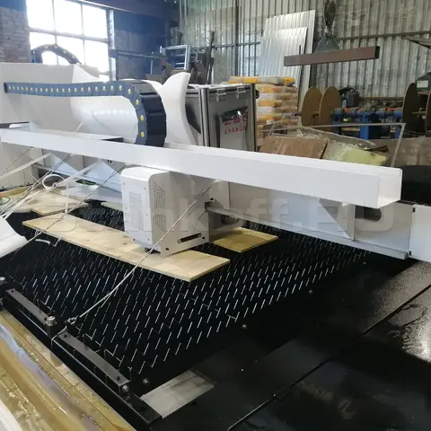 Пусконаладка оптоволоконного лазерного станка с труборезом XTC-1530НТ/1500 Raycus во Владимире