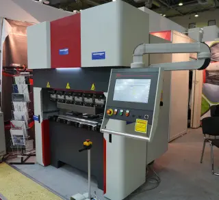 Электромеханический листогибочный пресс с ЧПУ 40130 4 axis — фото 3