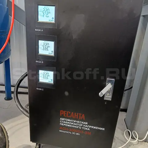 Стабилизатор напряжения