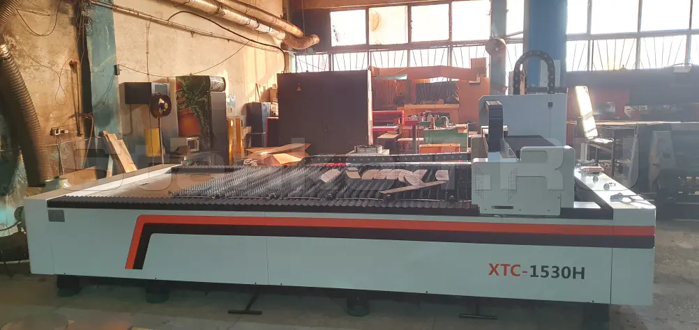 Запуск оптоволоконного лазерного станка по металлу XTC-1530H/1500 Вт Raycus в Белорецке