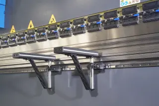 Листогибочный пресс с ЧПУ Metaltec 4+1 MT-15 HBC 50/1600 4 оси (axis) — фото 14