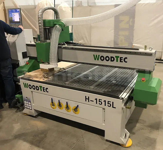 Фрезерно-гравировальный станок с ЧПУ WoodTec H 1515L
