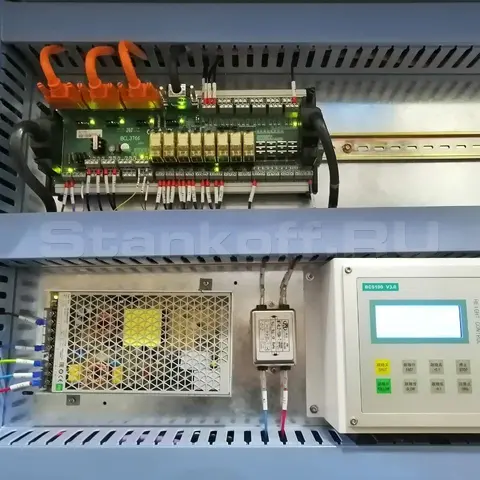 Поставка и пусконаладка оптоволоконного лазера для резки металла XTC-1530W/2000 Raycus в Ангарске