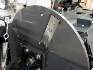 Мобильный измельчитель дерева на гусеничном ходу DWG-60ZC — фото 17