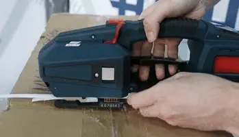 Стреппинг-инструмент аккумуляторный KZ-16