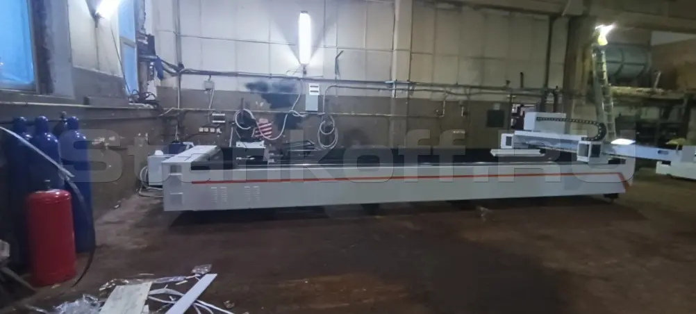 Рабочее поле станка 6000x1500 мм.