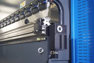 Листогибочный пресс с ЧПУ Metaltec 4+1 MT-15 HBC 50/1600 4 оси (axis) — фото 13