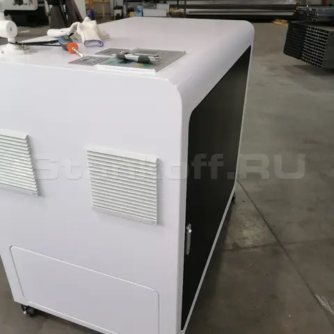 Пусконаладка в Брянске — оптоволоконный лазер для резки труб XTC-T160/1000 Raycus