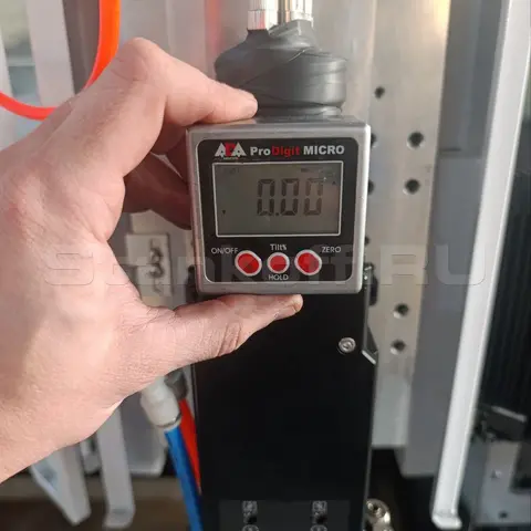 Пусконаладка оптоволоконного станка для резки металла XTC-1530H/3000 Reci в Железногорске