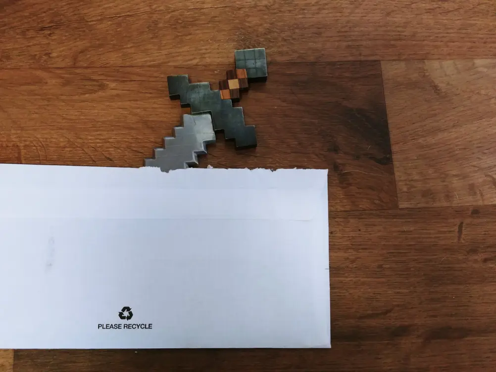 Нож для писем в стиле меча из игры Minecraft