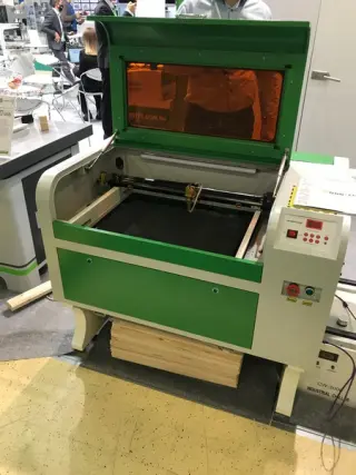 Лазерно-гравировальный станок с ЧПУ WoodTec WL 6040 M2 80W ECO — фото 2