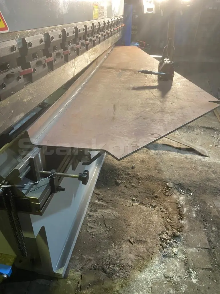 Пусконаладка гидравлического листогибочного пресса MetalTec HBM 200/3200 E22 в Ростовской области
