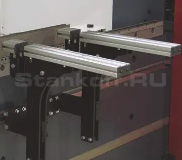 Передние направляющие