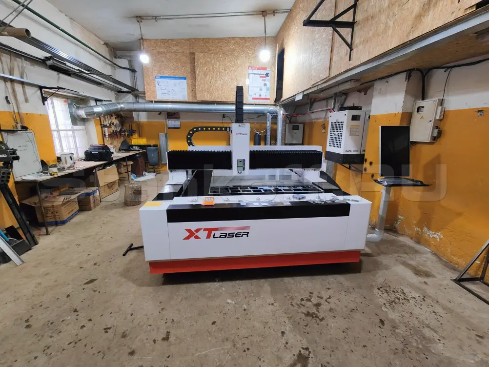 Оптоволоконный станок для резки металла XTC-1530H/2000 Raycus