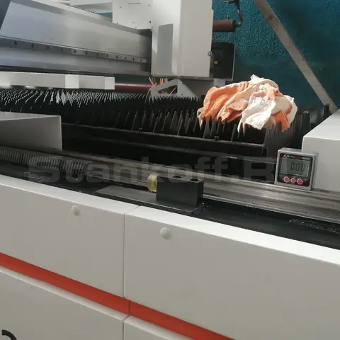 Пусконаладка оптоволоконного лазерного станка по металлу XTC-1530H/1500 Raycus в Омске