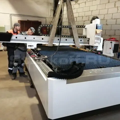 Пусконаладка оптоволоконного лазерного станка для резки листового металла XTC-1530WT/2000 Raycus в Москве