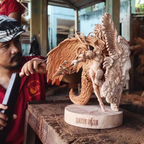 Невероятно искусная резьба по дереву от мастеров из компании DWoodart