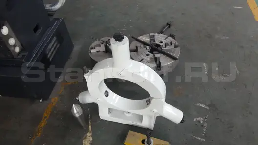 Универсальный токарно-винторезный станок F-CW6280E/4000