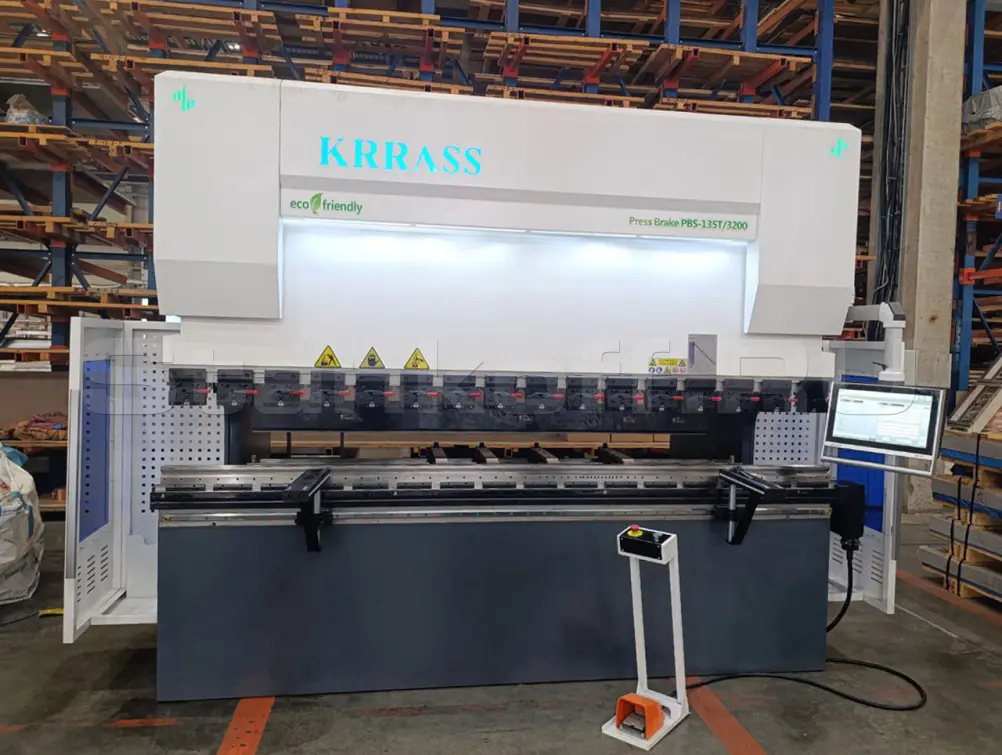 Гидравлический листогибочный пресс KRRASS PBS 135/3200 4 axis
