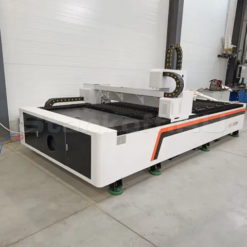 Пусконаладка оптоволоконного лазерного станка по металлу XTC-1530H/2000 Raycus в Казани