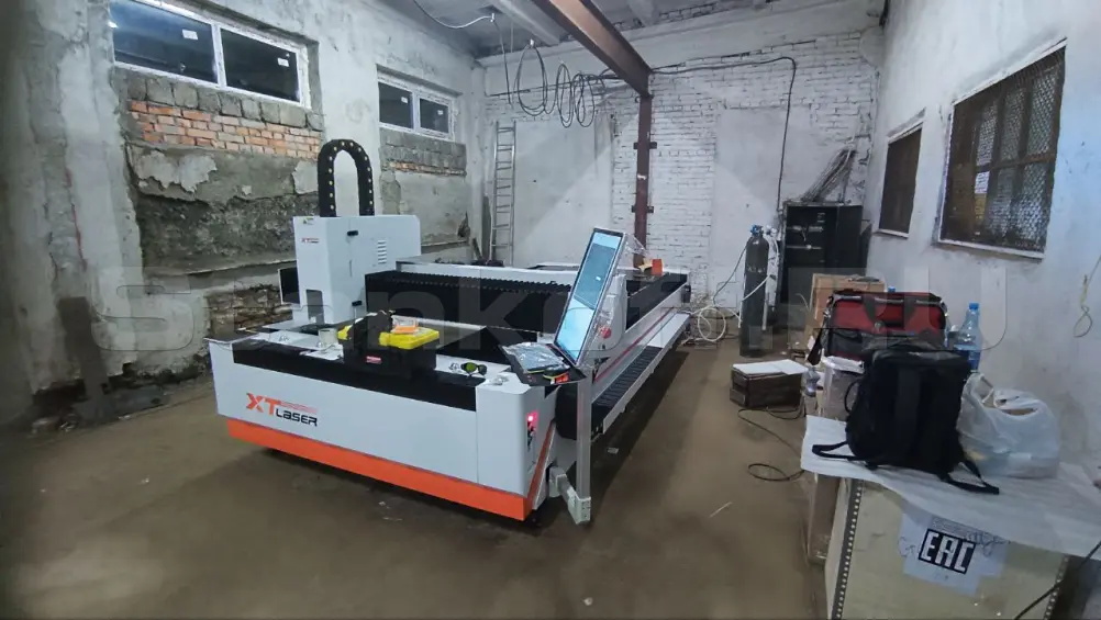 Пусконаладка оптоволоконного станка для резки металла XTC-1530H/3000 Raycus в Горно-Алтайске