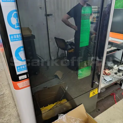 Пусконаладка оптоволоконного лазерного станка в защитной кабине XTC-1530G/6000 Raycus в Новосибирске