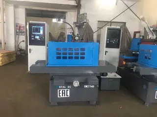 Электроэрозионный однопроходной проволочно-вырезной станок MetalTec DK 7745 — фото 9