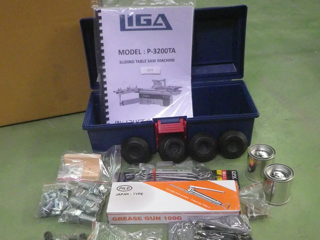 Форматно-раскроечный станок P-3200TA