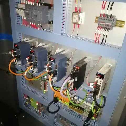 Запуск оптоволоконного лазерного станка для резки металла STL-1530FP/3000 Raycus в Ростове-на-Дону