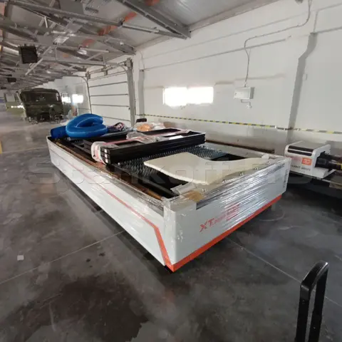 Пусконаладка оптоволоконного лазерного станка для резки листов и труб XTC-1530HT/3000 Raycus в Санкт-Петербурге (Август 2025)
