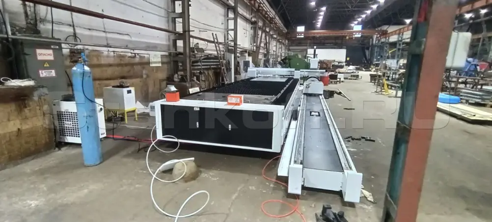 Пусконаладка оптоволоконного лазерного станка для резки листов и труб XTC-1560HT/3000 Raycus во Владимире