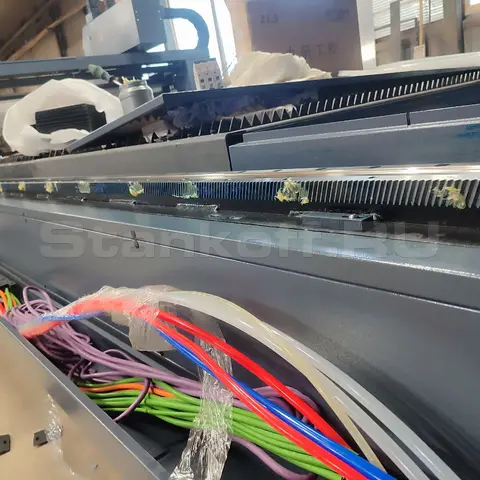 Пусконаладка оптоволоконного лазерного станка по металлу STL-1530FP/6000 Raycus в Туле