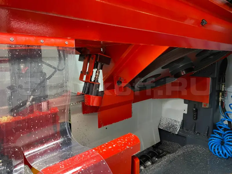 Автономная ленточнопильная машина Karmetal VEGA 650x650 S-LINE