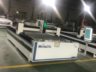 Оптоволоконный лазерный станок для резки металла MetalTec 1530B/2000 Maxphotonics — фото 7
